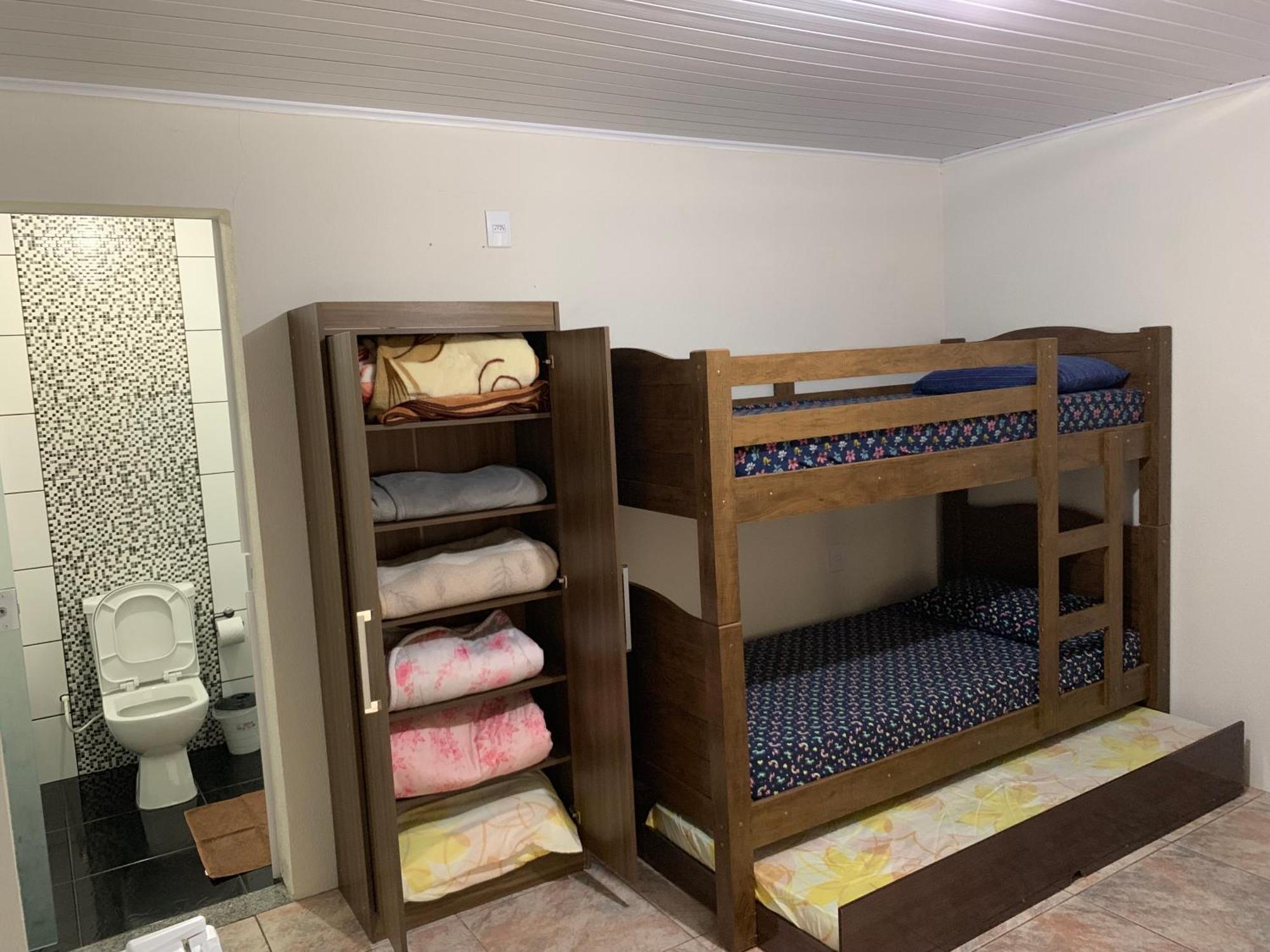 Pousada Tio Tonho Hotel Пеня Екстериор снимка
