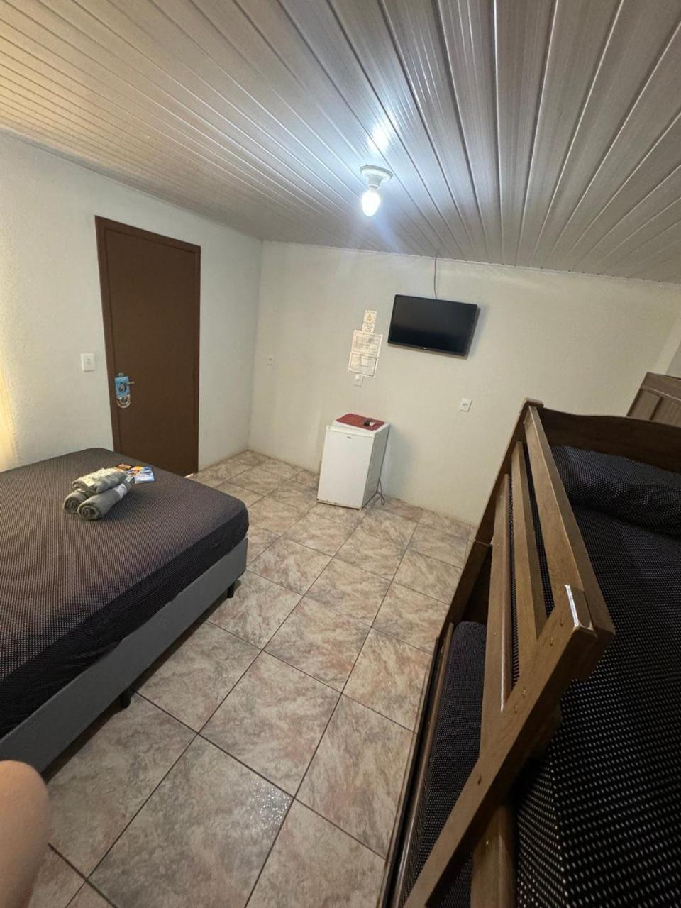 Pousada Tio Tonho Hotel Пеня Екстериор снимка