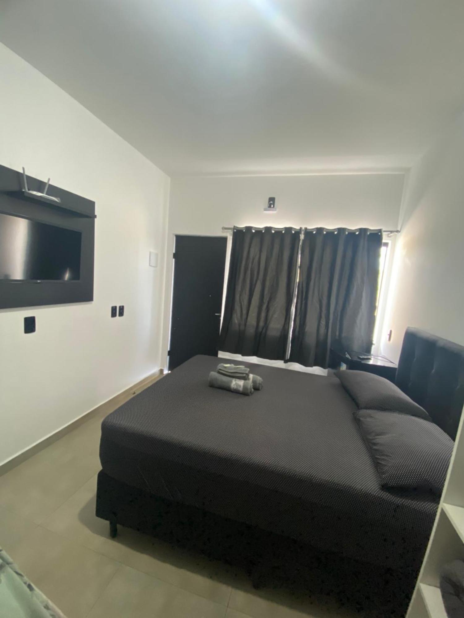 Pousada Tio Tonho Hotel Пеня Екстериор снимка