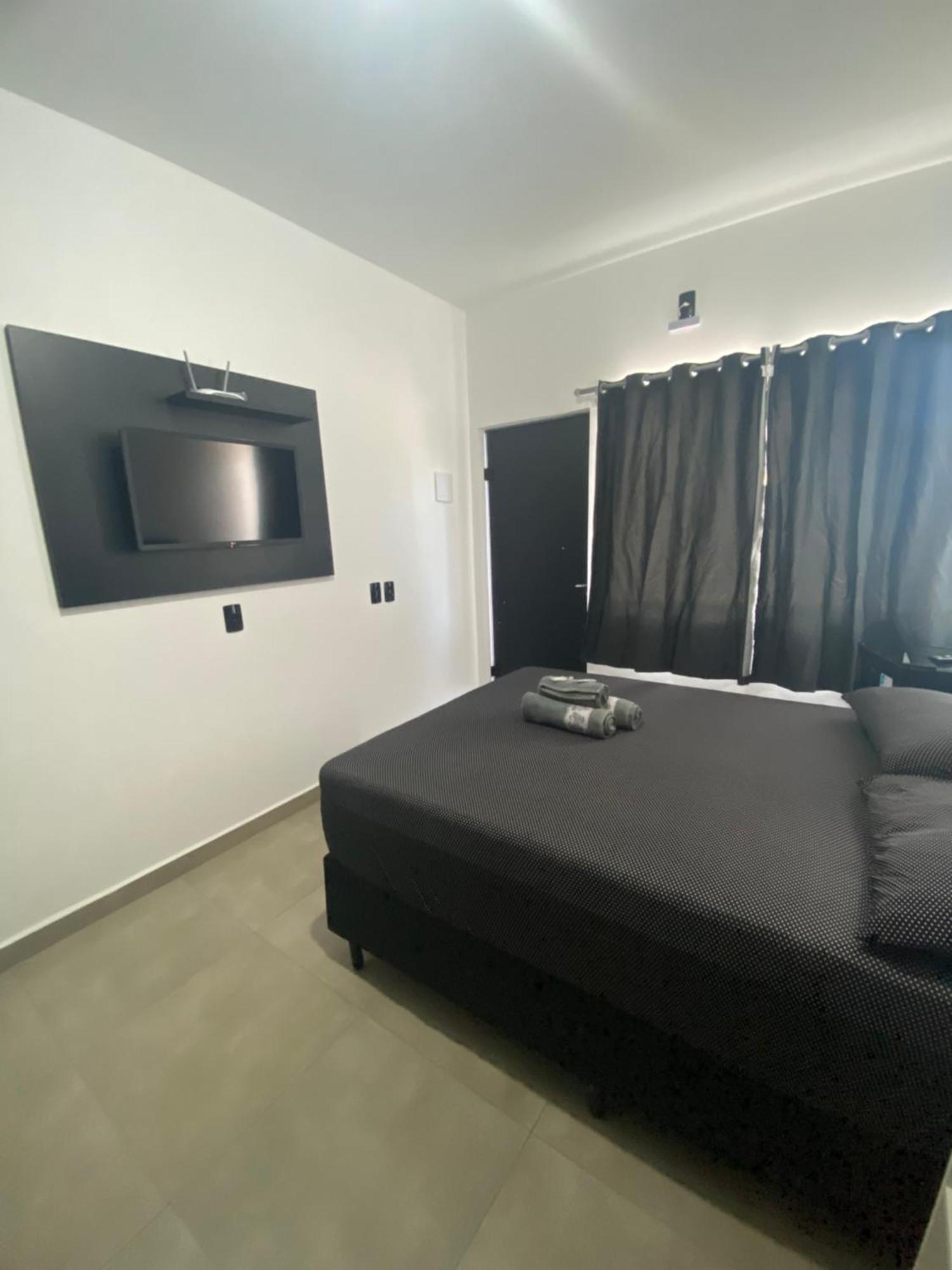 Pousada Tio Tonho Hotel Пеня Екстериор снимка